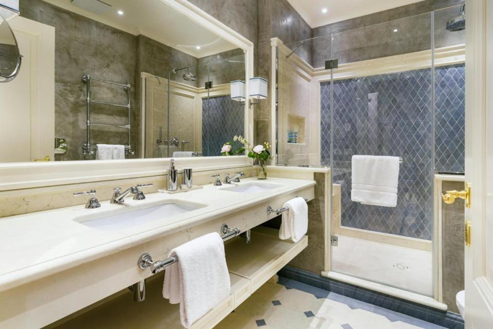 Luxury Corso 14 With Duomo View Apartamento